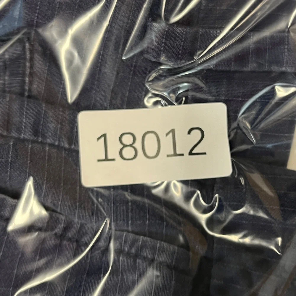 Banana Republic Shorts Men 35 Navy Blue Plaid Ripstop Chino Casual Preppy Summer